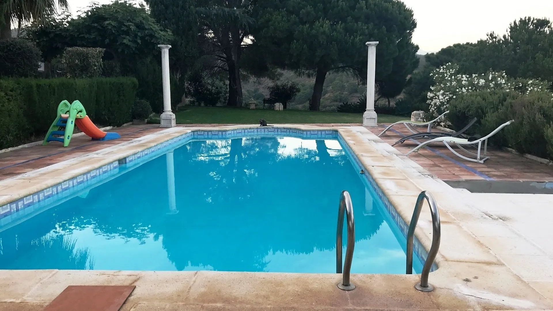 Villa With 4 Rooms In Estepona, Malaga, With Wonderful Sea View, Priva